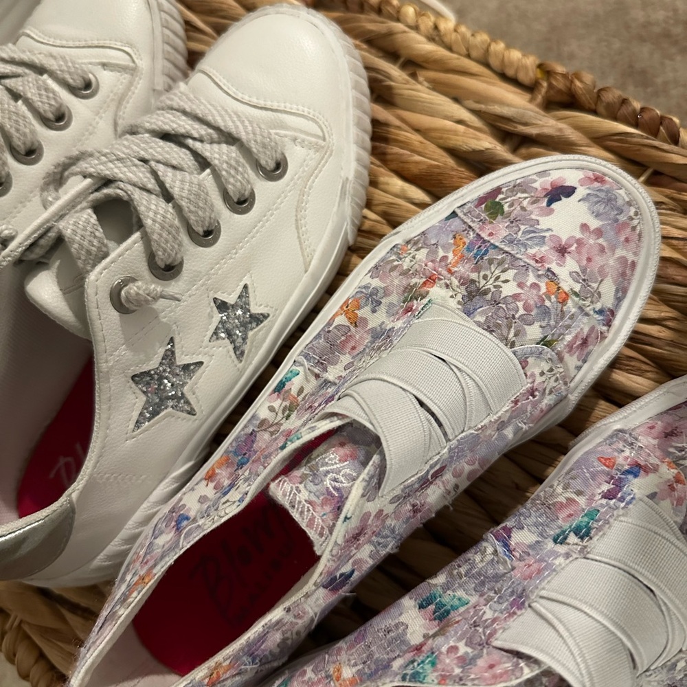 BUNDLE Two pairs of girls shoes